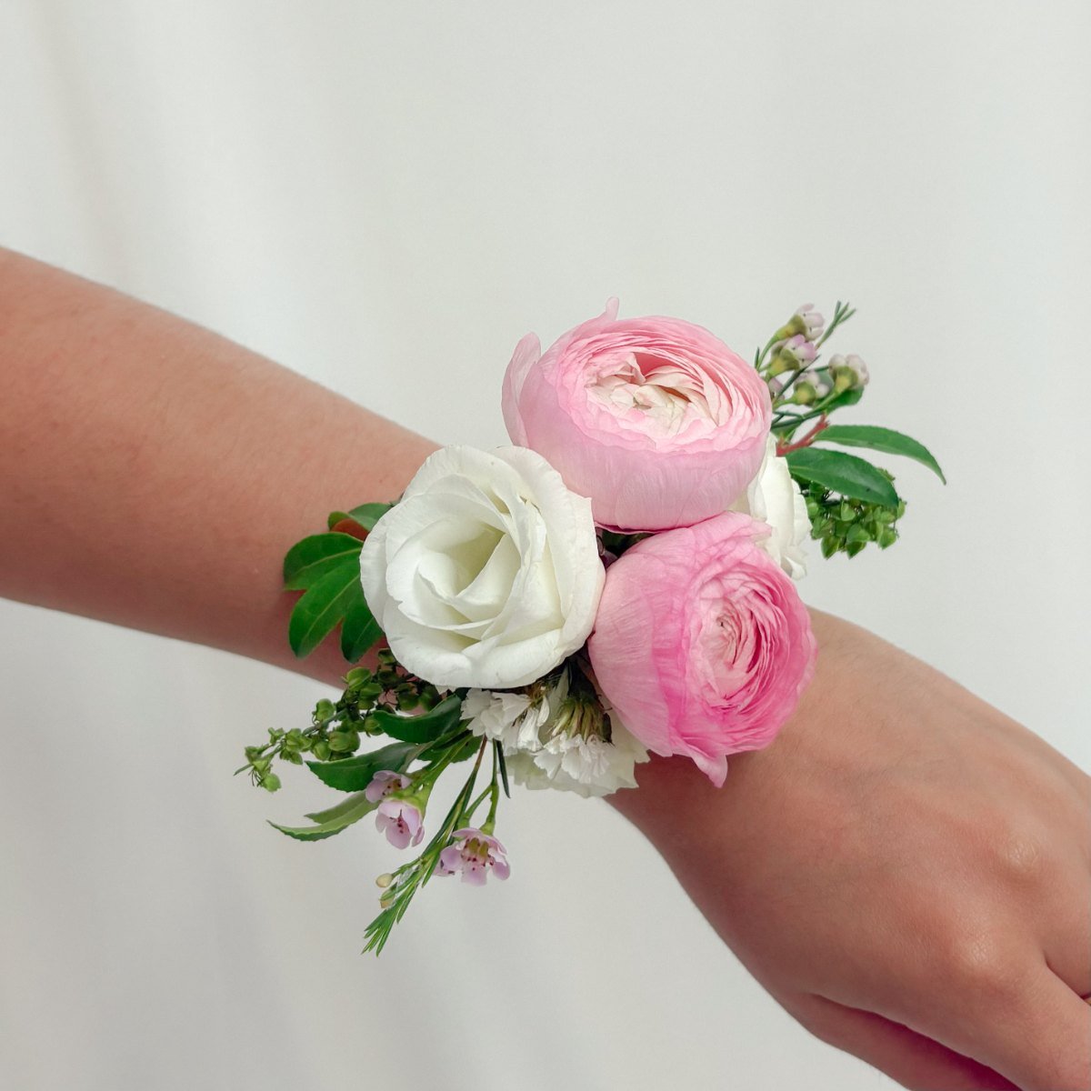 Wrist corsage